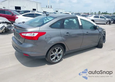 2013 Ford Focus Se z USA, uszkodzony, nr VIN 1FADP3F24DL130414